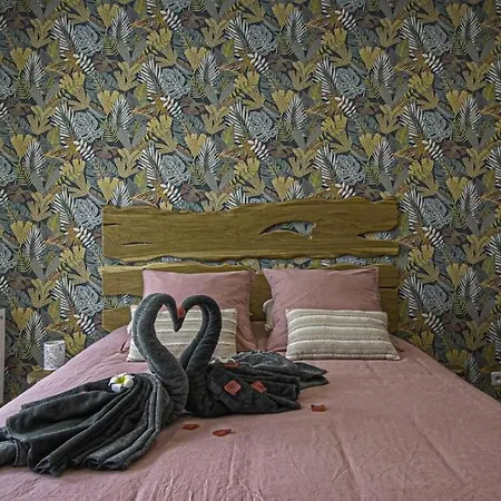 Detente Romantique Apartment *